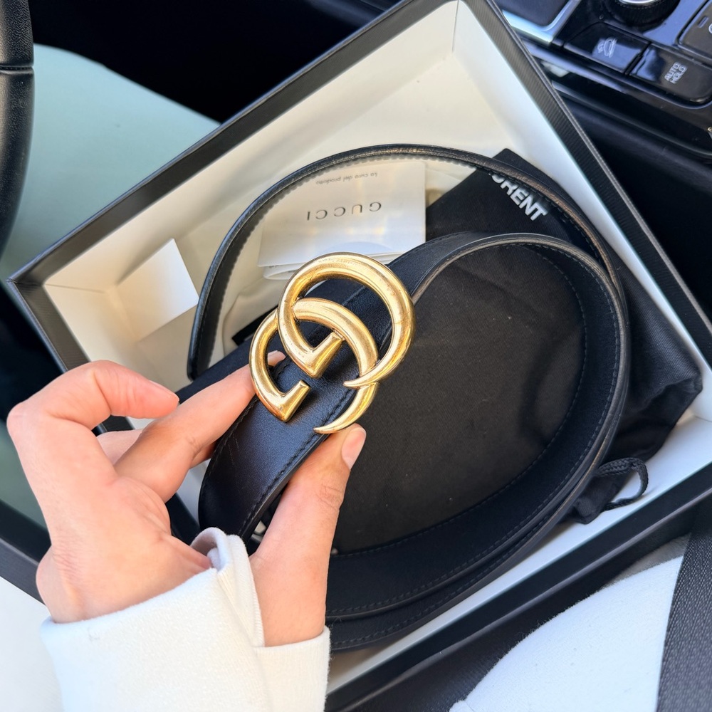 Gucci Women's GG Marmont Belt in Black with Gold Buckle